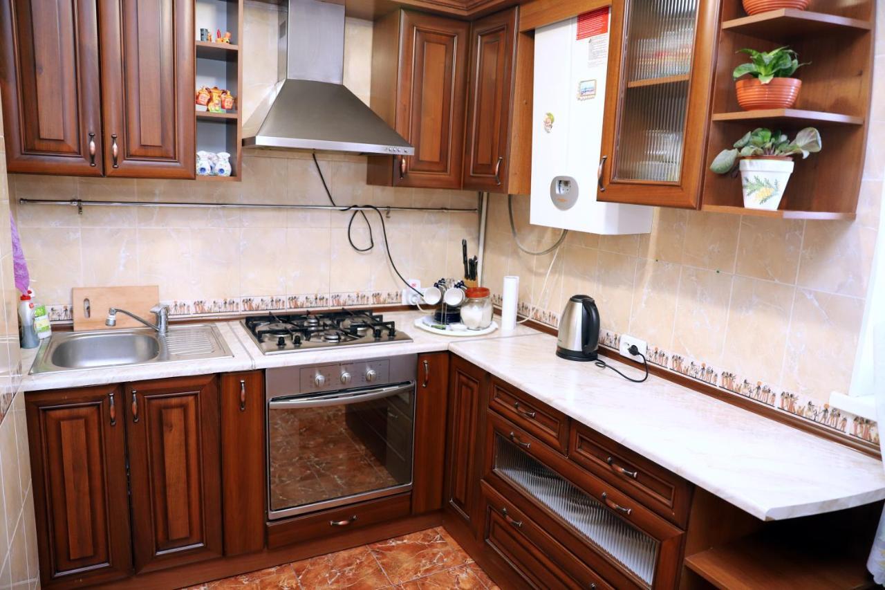 Apartment In Old Town On Zarvanska St 卡缅涅茨-波多利斯基 外观 照片
